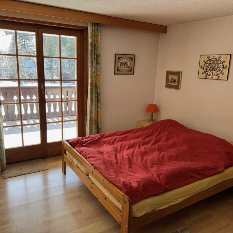 CONDOMINIUM PPE TORRENTNEAR THE COOP AND THE MEDICAL OFFICE WITH A PARKING SPACE WITH A VIEW OF THE DIABLERETS MASSIF