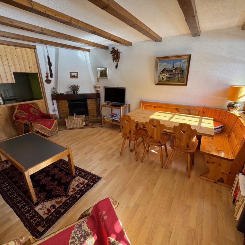 CONDOMINIUM PPE TORRENTNEAR THE COOP AND THE MEDICAL OFFICE WITH A PARKING SPACE WITH A VIEW OF THE DIABLERETS MASSIF