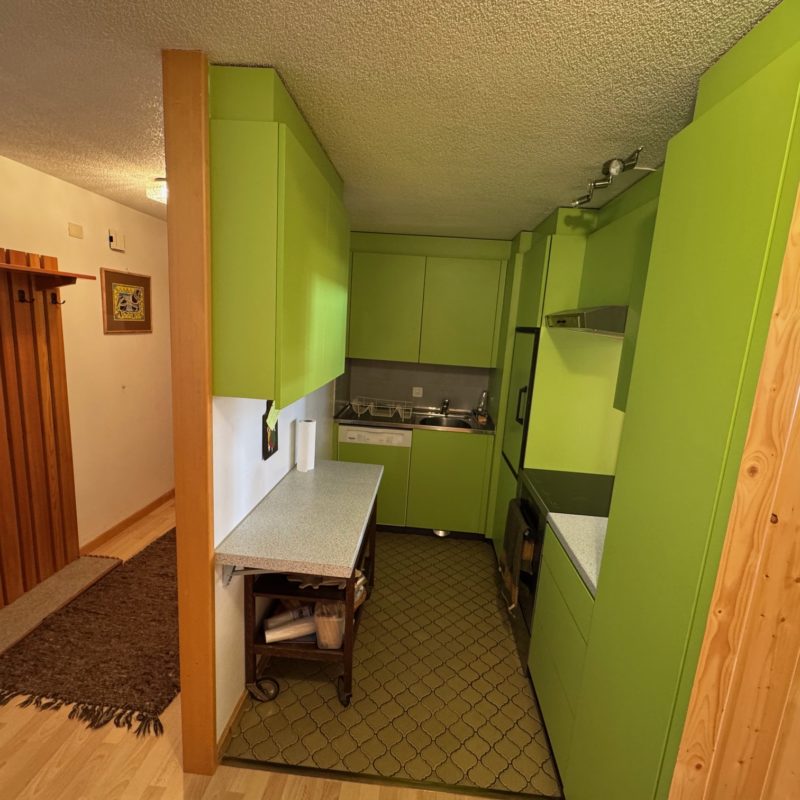 CONDOMINIUM PPE TORRENTNEAR THE COOP AND THE MEDICAL OFFICE WITH A PARKING SPACE WITH A VIEW OF THE DIABLERETS MASSIF