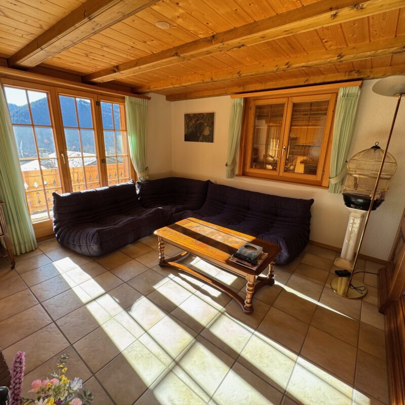 PPE PRE-RIAUX C VUE MAGNIFIQUE SUR LE MASSIF DES DIABLERETS AVEC UN GARAGE JOLI APPARTEMENT MEUBLE