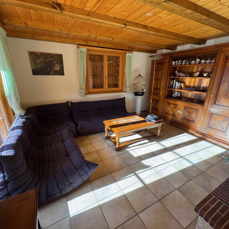 PPE PRE-RIAUX C VUE MAGNIFIQUE SUR LE MASSIF DES DIABLERETS AVEC UN GARAGE JOLI APPARTEMENT MEUBLE