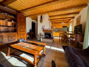 PPE LE ROCHER C VUE MAGNIFIQUE SUR LE MASSIF DES DIABLERETS AVEC UN GARAGE JOLI APPARTEMENT MEUBLE