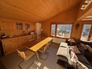 PPE ROCHER B MAGNIFIQUE  APPARTEMENT AU VILLAGE  AVEC UN COUVERT A VOITURE